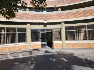 Office Space to Let – Sentinel House, Block D, Parktown, Johannesburg