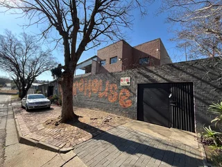 Versatile Commercial Property for Sale - 147 7th Avenue Edenvale
