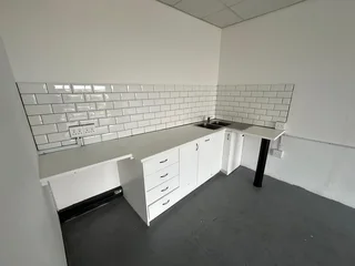 NORTHGATE PARK | OFFICE FOR SALE | PAARDEN EILAND | 114m²