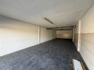 Storage Unit to Let in Ruimsig Centre, Amorosa, Roodepoort
