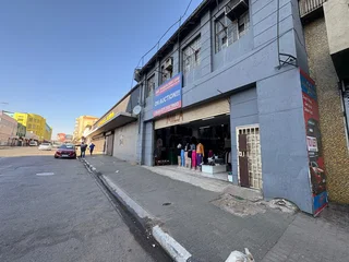 Prime Retail Space to Let - Braamfischer Towers, Marshalltown, Johannesburg