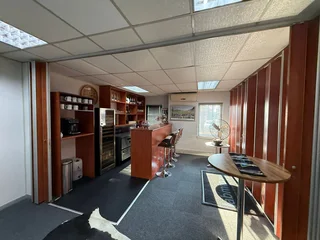 LORDS OFFICE ESTATES | WEST AVENUE | DIE HOEWES | CENTURION