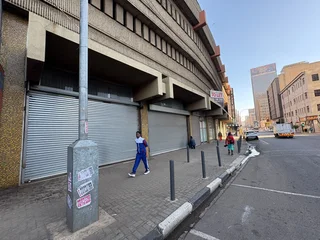 Prime Retail Space to Let - Braamfischer Towers, Marshalltown, Johannesburg