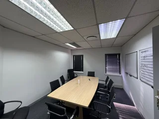 LORDS OFFICE ESTATES | WEST AVENUE | DIE HOEWES | CENTURION