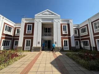 First Floor Office Space to Let – Lumley House, 177 Jan Smuts Avenue, Rosebank