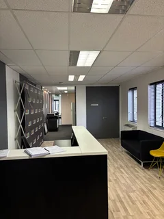 First Floor Office Space to Let – Lumley House, 177 Jan Smuts Avenue, Rosebank