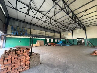 Prime Warehouse/Showroom to Let - 86B Ampthill Avenue, Benoni Central