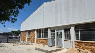 195m² Commercial space To Let, Kraaifontein