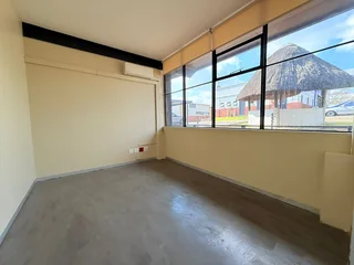 Ground Floor Office Space to Let - 4 Juice Road, Honeydew, Roodepoort