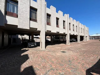 Prime Office Space to Let - Eden Plaza, 18 Van Riebeeck Avenue, Edenvale