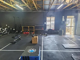 EDGEMEAD BUSINESS PARK | FUNCTIONAL UNIT TO RENT | EDGEMEAD | 171m²