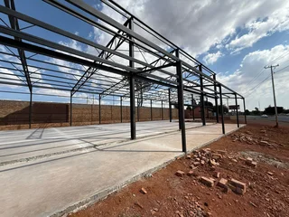 Showroom Space to Let – Prime Ontdekkers Exposure, Mindalore, Krugersdorp