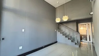 Office Space/ Medical Suites Available to Let at 81 iris Road, Norwood, Johannesburg