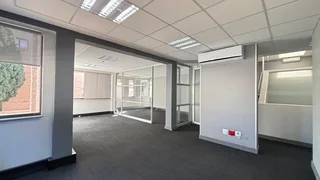 Office Space/ Medical Suites Available to Let at 81 iris Road, Norwood, Johannesburg