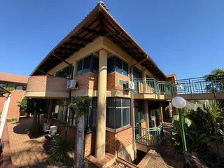 Office Space to Let - Halfway Gardens Office Park, Midrand