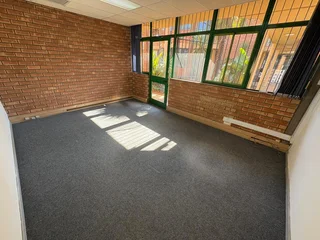 Office Space to Let - Halfway Gardens Office Park, Midrand