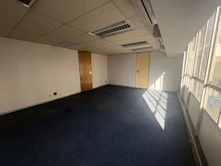 Prime Office Space To Let – Nzunza House, 28 Melle Street, Braamfontein