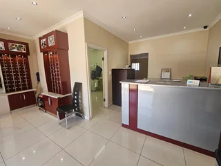 KOEBERG ROAD | COMMERCIAL BUILDING TO RENT | BROOKLYN | 65m²