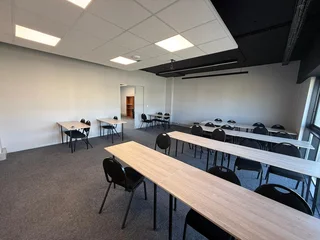 CEDAR SQUARE | OFFICE TO RENT | SANDOWN | 450m²