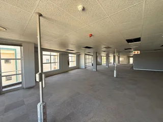 CORPORATE 66 OFFICE PARK | VON WILLICH AVENUE| DIE HOEWES | CENTURION