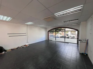 ONDER PAPEGAAIBERG | OFFICE/ RETAIL SPACE TO LET | STELLENBOSCH | 58m²