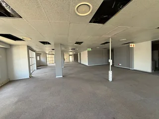 CORPORATE 66 OFFICE PARK | VON WILLICH AVENUE| DIE HOEWES | CENTURION