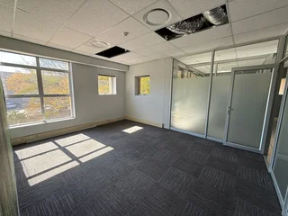 CORPORATE 66 OFFICE PARK | VON WILLICH AVENUE| DIE HOEWES | CENTURION