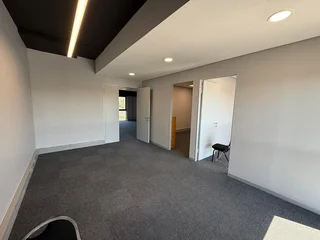 CEDAR SQUARE | OFFICE TO RENT | SANDOWN | 450m²