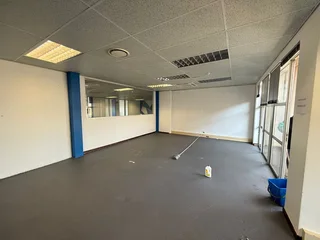 CORPORATE 66 OFFICE PARK | VON WILLICH AVENUE| DIE HOEWES | CENTURION