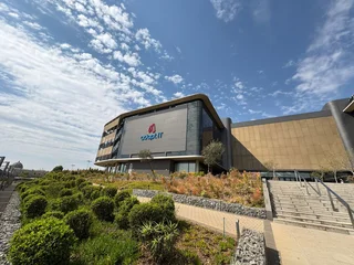 P-Grade Office Space to Let - Adapt IT Building, 152 14th Road, Noordwyk