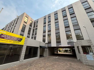 Commercial Building to Let - 7 Arnold Crescent, Rosebank, Johannesburg