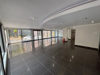 Commercial Building to Let - 7 Arnold Crescent, Rosebank, Johannesburg