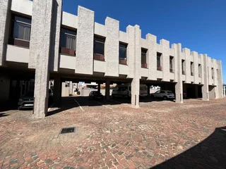 Prime Office Space to Let in Eden Plaza, 18 Van Riebeeck Avenue, Edenvale