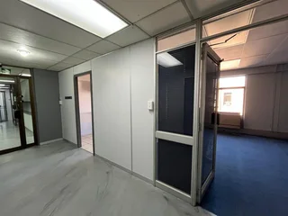 Office Space to Let - Eden Plaza, 18 Van Riebeeck Avenue, Edenvale