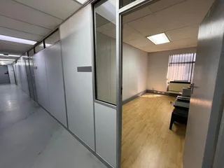 Office to Let in Eden Plaza, 18 Van Riebeeck Avenue, Edenvale