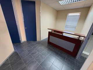 Neat Office Space to Let - Whitby Manor Office Park, 14th Road, Noordwyk