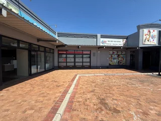 Parklands Lifestyle Centre | Retail Space To Let In Parklands | 310m²
