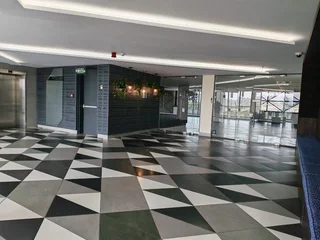 Upmarket office to let in Podium&#64;Menlyn