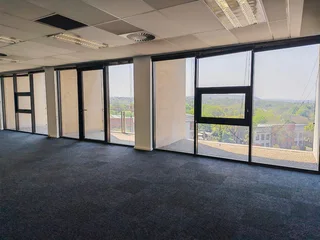 Upmarket office to let in Podium&#64;Menlyn