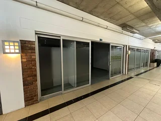 350m² Office To Let in Northgate Business Park, Milnerton