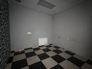 Shop to let in a busy and popular retail centre