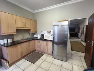 117 SQUARE METER OFFICE SPACE TO LET | SILVER LAKES | PRETORIA