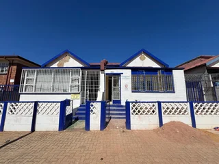 Prime Office Space to Let - 10 5th Street La Rochelle, Turffontein