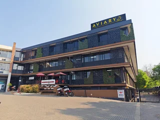 Upmarket office to let in the Aviary