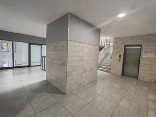 Upmarket office to let in the Aviary