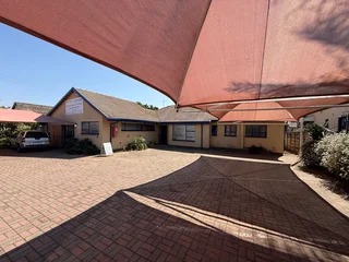 Commercial Property for Sale - 165 Ontdekkers Service Road, Horison, Roodepoort