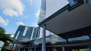 MENLYN CORNER | FRIKKIE DE BEER STREET | MENLYN