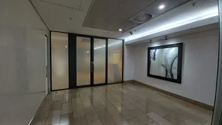 MENLYN CORNER | FRIKKIE DE BEER STREET | MENLYN