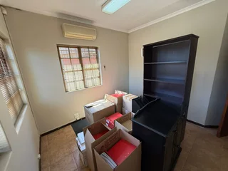 280 SQUARE METER OFFICE TO LET | JEAN AVEUE | DORINKLOOF| CENTURION