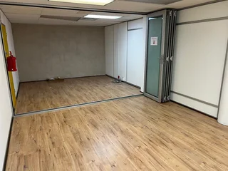 EDWARD STREET - HIGHLY ACCESSIBLE OFFICE SPACE TO RENT - TYGER VALLEY - 200m²